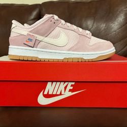 New in Box • Women’s Nike Dunk Low SE Teddy Bear