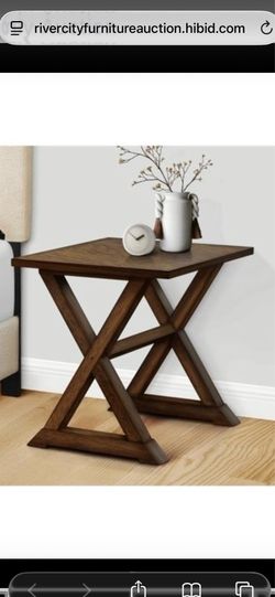 Accent table