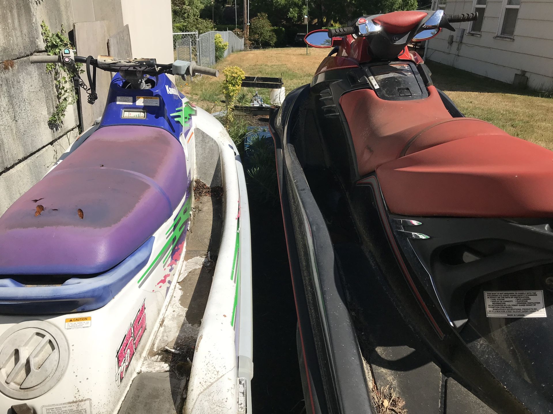 Double jet ski trailer galvanized with clear title and 2 skis for Sale