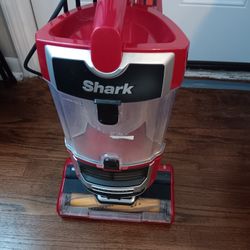 Shark Vacuum 