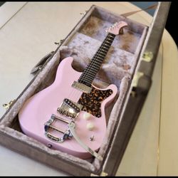 Kithara Harland Custom Electric Guitar  (Shell Pink)