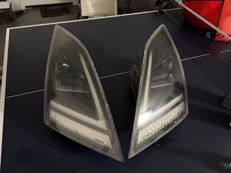 Volvo Original VNL Headlights