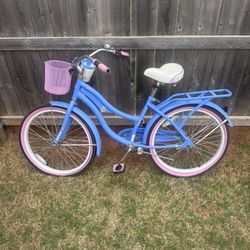 Huffy  Women's Beach Cruiser Bike