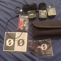 RØDE Wireless GO Wireless Microphone System – Complete Kit – Like New
