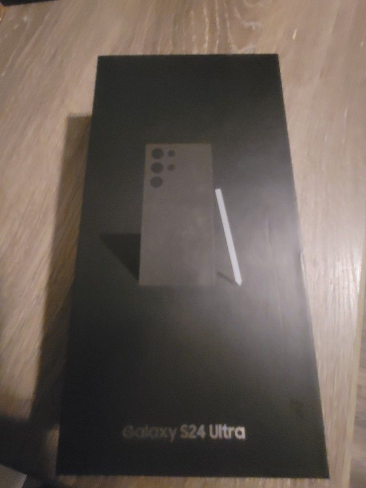 Samsung Galaxy S24 Ultra (Unlocked)