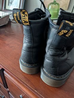 Dr. Martins comfort kids boots