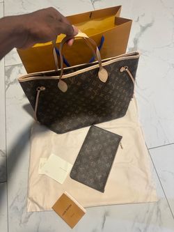 Louis Vuitton Neverfull tote