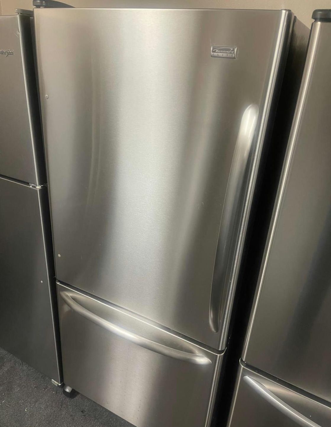 Kenmore Bottom Freezer Stainless Steel Fridge in Excellent Condition