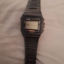 vintage casio watch / series # 549 w-720