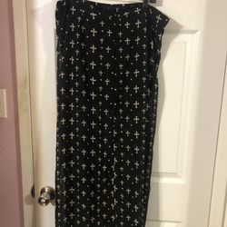 Ladies Women’s Size XL Fun & Flirt Black with White Crosses Print.  Long Maxi Skirt with attached shorts the legs are see through.  