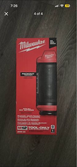 Milwaukee M12 Bluetooth Speaker