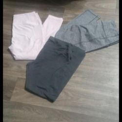 Victoria secret / NY NY Size L $10 Each Pickup Between 2;00-10:45 Rainbow/charleston Cash Only Read Description 