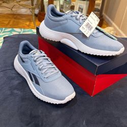 Reebok Lite/Running Shoe