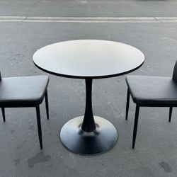 Set of 3, table with 2 chairs