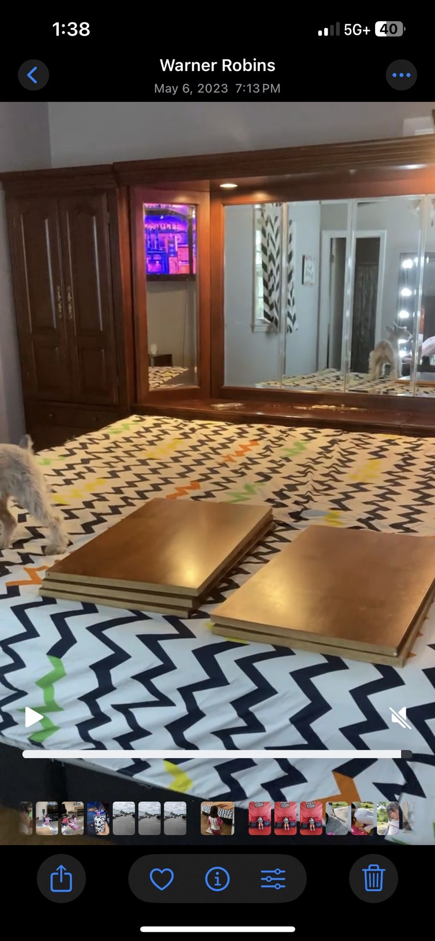 Bed set With Mirror And Dressers