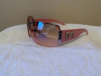 Brand New Women’s Pink Designer Sunglasses