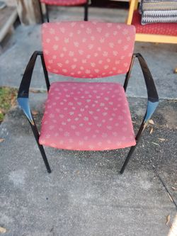 Sitting Chairs