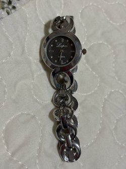 Lvpai Quartz Women's Silver Chain Watch