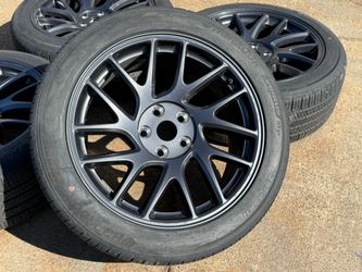 FREE DELIVERY 18" 2024 Tesla Model 3 18” Photon Wheels All Season Hancook Tires 90-95% TREAD