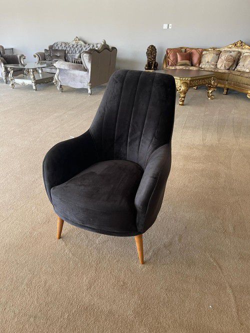 Linea - Black Velvet - Accent Chair