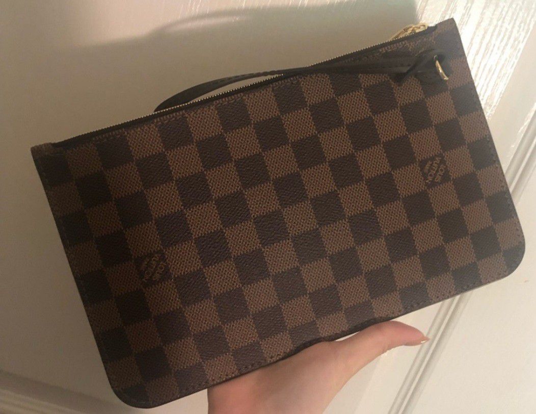 Authentic LV Wallet for Sale in Dallas, TX - OfferUp