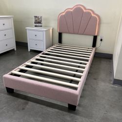 New Twin Bed Frame With MATRESS 