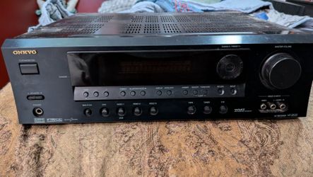 Onkyo AV receiver HT-R530