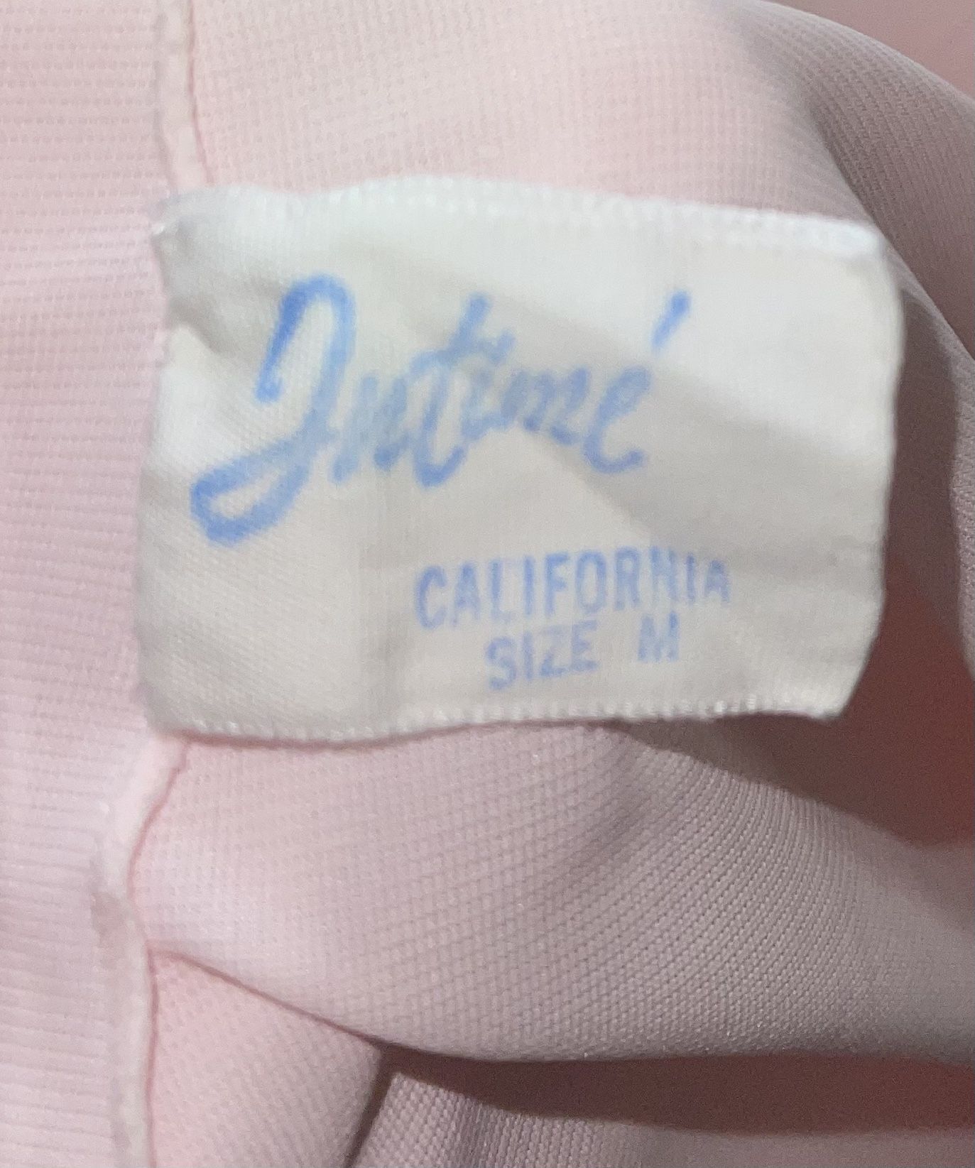 INTIME OF CALIFORNIA VTG CHIFFON NYLON PINK BEIGE LACE PEIGNOIR ROBE &GOWN SET.