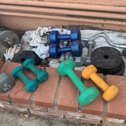 Weightlifting Gym Blue 5 Pound Dumbells Metal Steel Iron 3 And 5 Lb Pair Single 6 9 And 10 