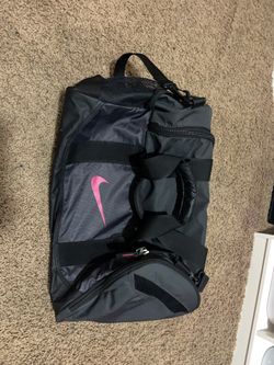 Nike dufflebag