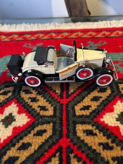 Adorno Carrito juguete Cadillac 1927