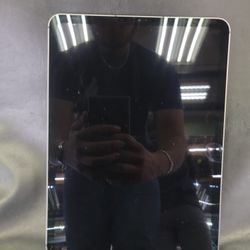 Apple iPad Pro 3rd Gen 128GB, Wi-Fi + 5G Cell, 11 in - Silver