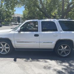 2002 GMC Yukon SLT 
