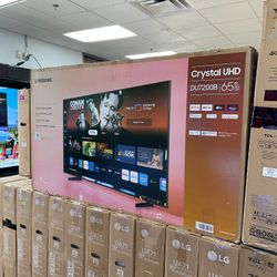 65-Inch Samsung UHD 4K Crystal LED Smart TV 2160P (UN65U8000F)