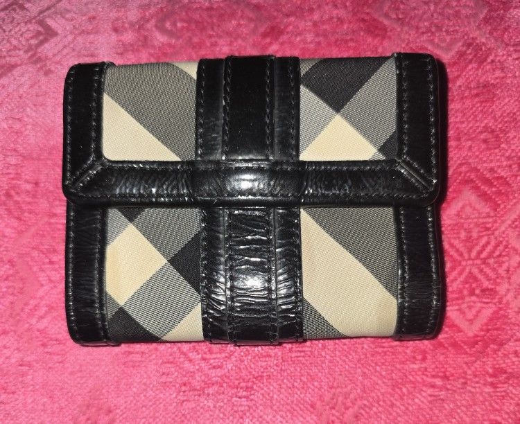 BURBERRY WALLET
