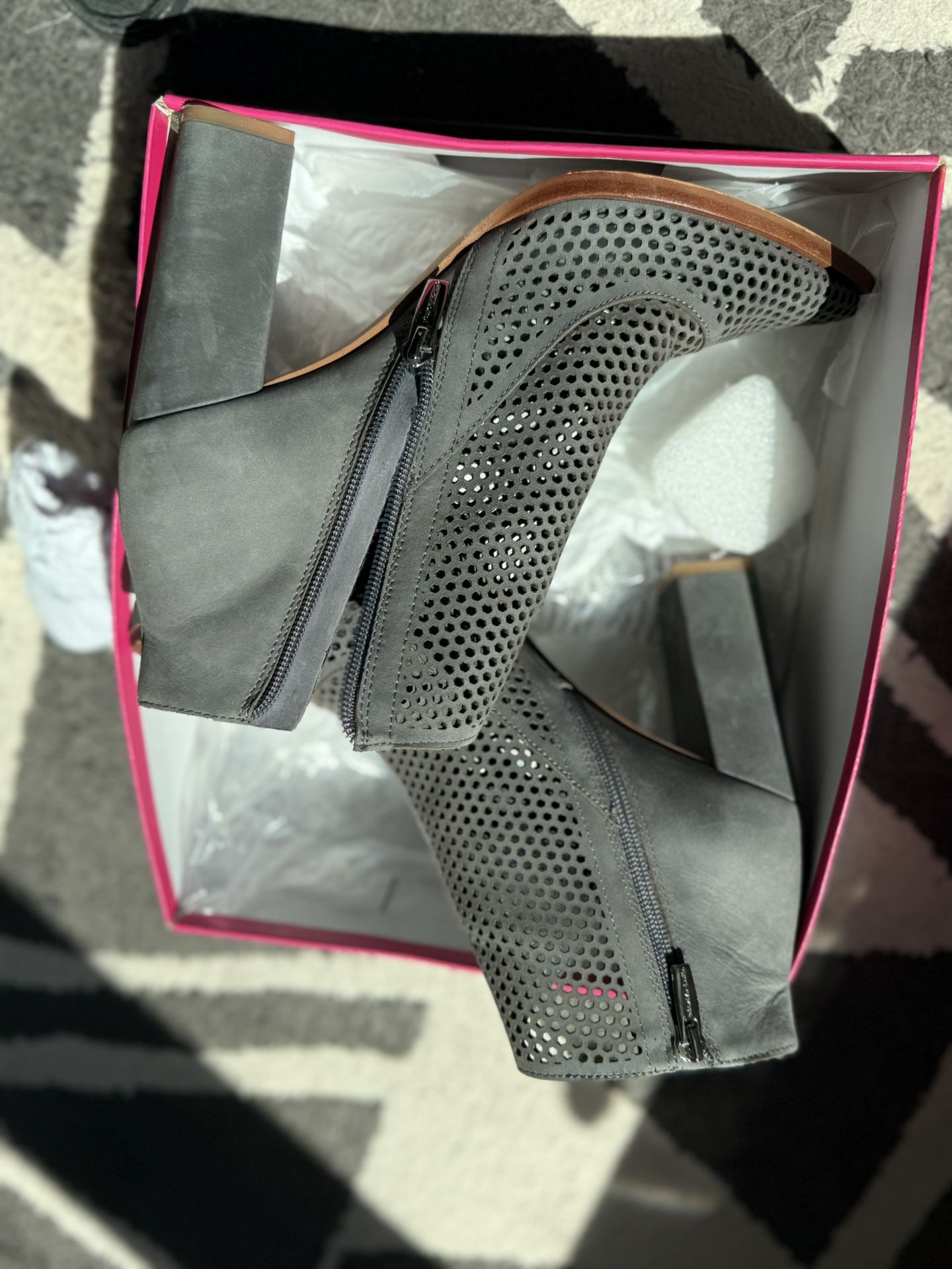 women’s heels boots pumps size 9.5