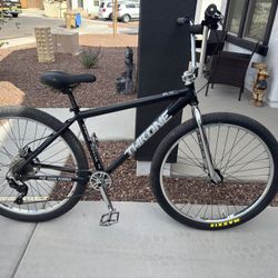 29” Throne Goon Runner