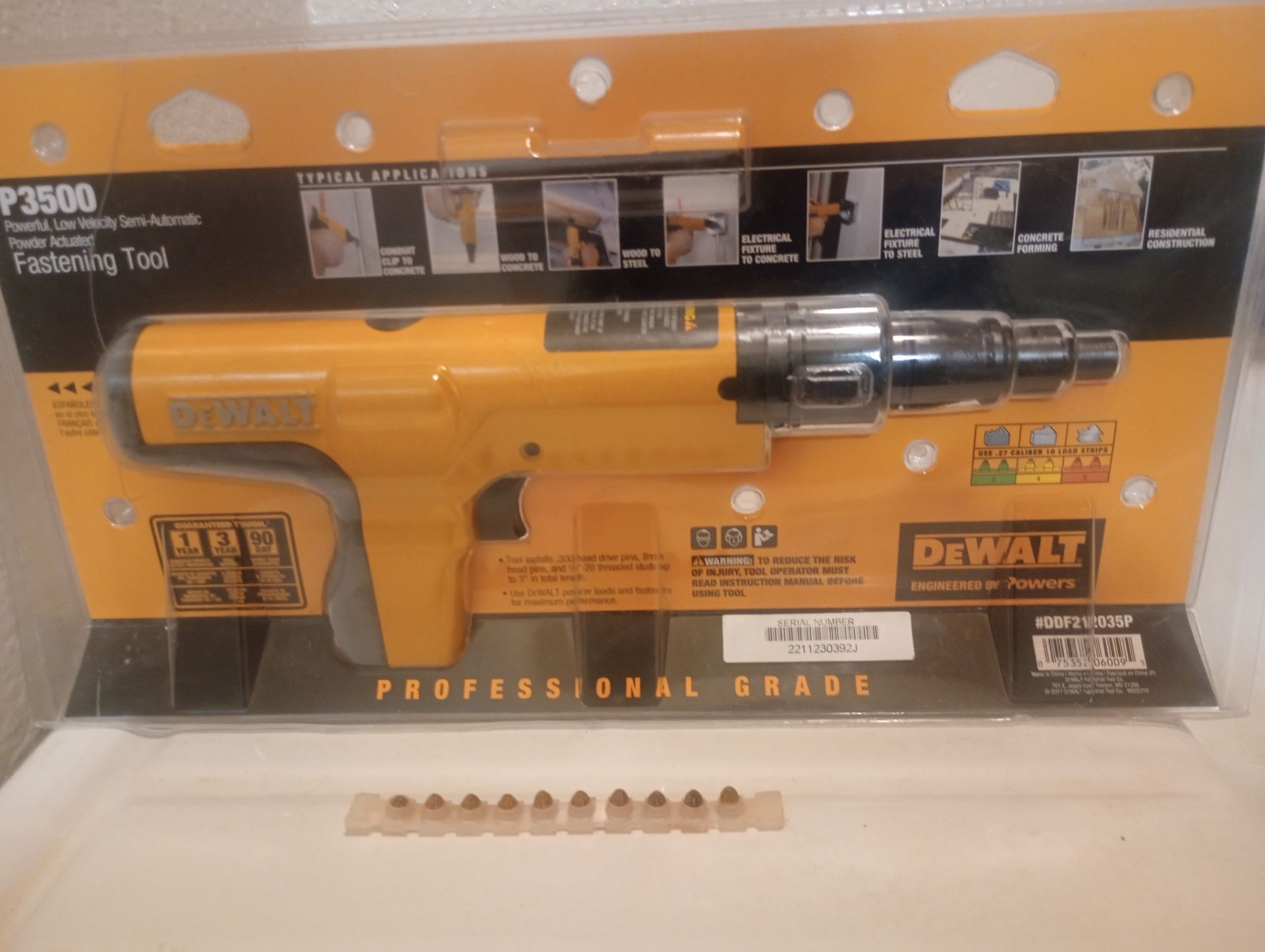 DeWalt fastening tool