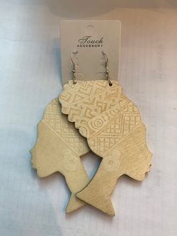 Wood earrings