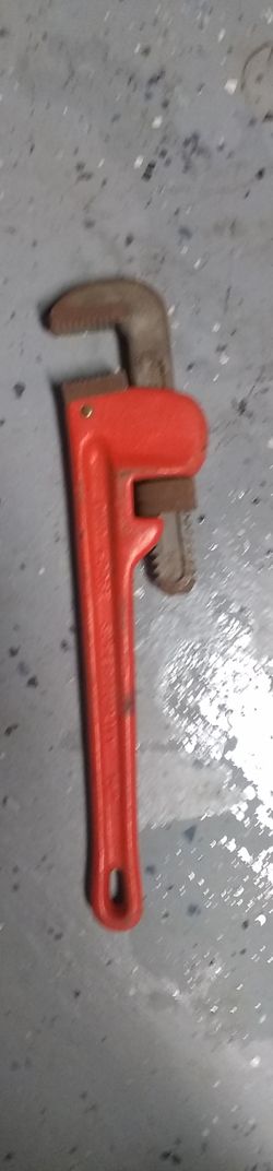 Pipe Wrench