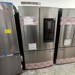 SAMSUNG FAMILY HUB FRENCH DOOR REFRIGERATOR