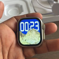 Apple Watch  Ultra 2 Titanium 