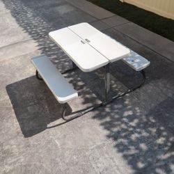 Foldable Table 