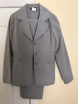 Macys-Very nice female Gray suit set