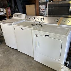 2 Washers 1 Dryer 