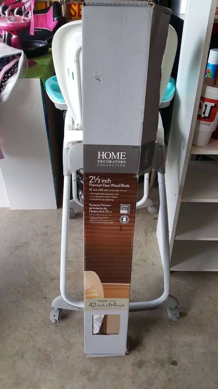 Foaux wood blinds