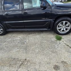 2005 GMC Yukon XL