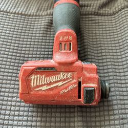 Milwaukee Fuel M12 Cut Off Tool With Battery