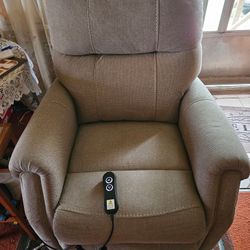 Electric Reclining Lift Chair 