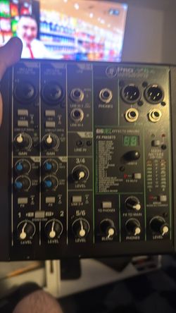 Mackie ProFX6v3